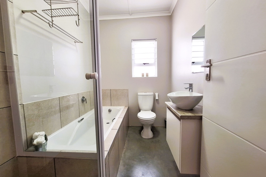 2 Bedroom Property for Sale in Britannia Bay Western Cape